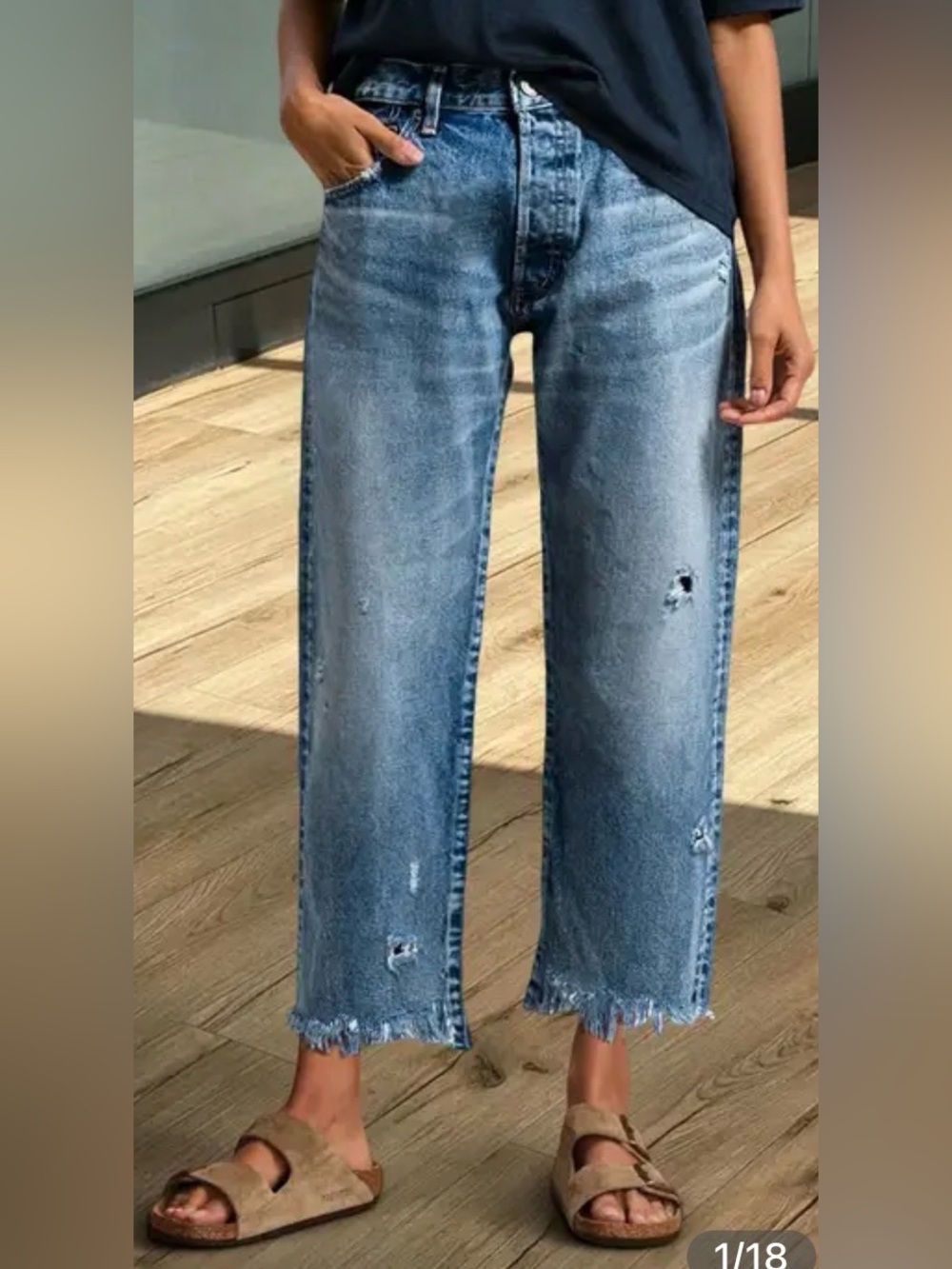 Flamingals Wash Raw Hem Mid Rise Crop Jeans